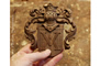  Blason miniature sculpt dans bois